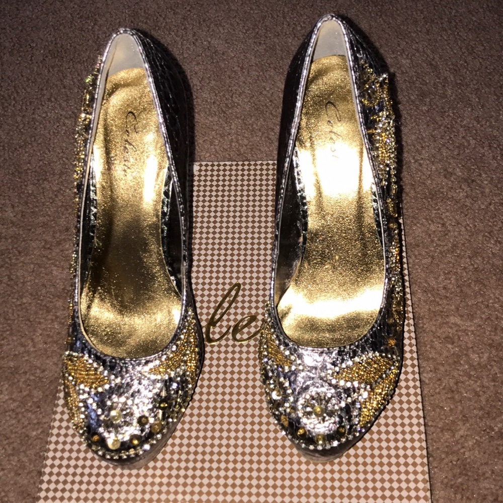 Pewter metallic stiletto